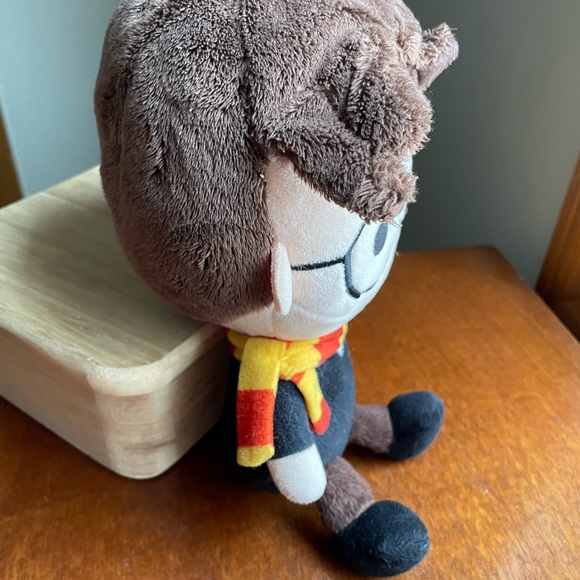 Harry Potter 10" Plush Doll - Picture 5 of 5
